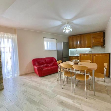 B&B La Finestra Sulle Mainarde - Isernia Bagian luar foto