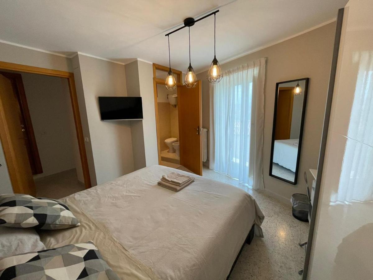 B&B La Finestra Sulle Mainarde - Isernia Bagian luar foto