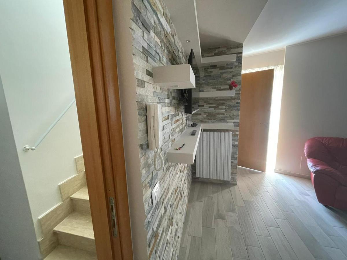 B&B La Finestra Sulle Mainarde - Isernia Bagian luar foto