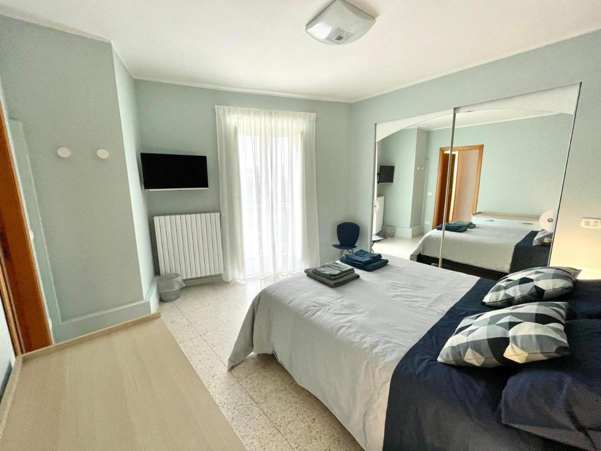 B&B La Finestra Sulle Mainarde - Isernia Bagian luar foto