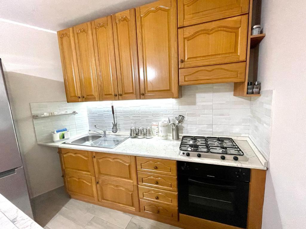 B&B La Finestra Sulle Mainarde - Isernia Bagian luar foto